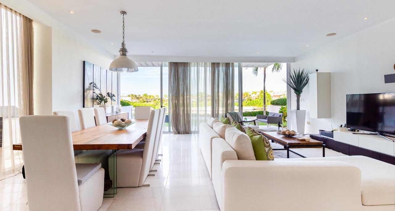 Exclusive Marina Villa in Cap Cana — view 7
